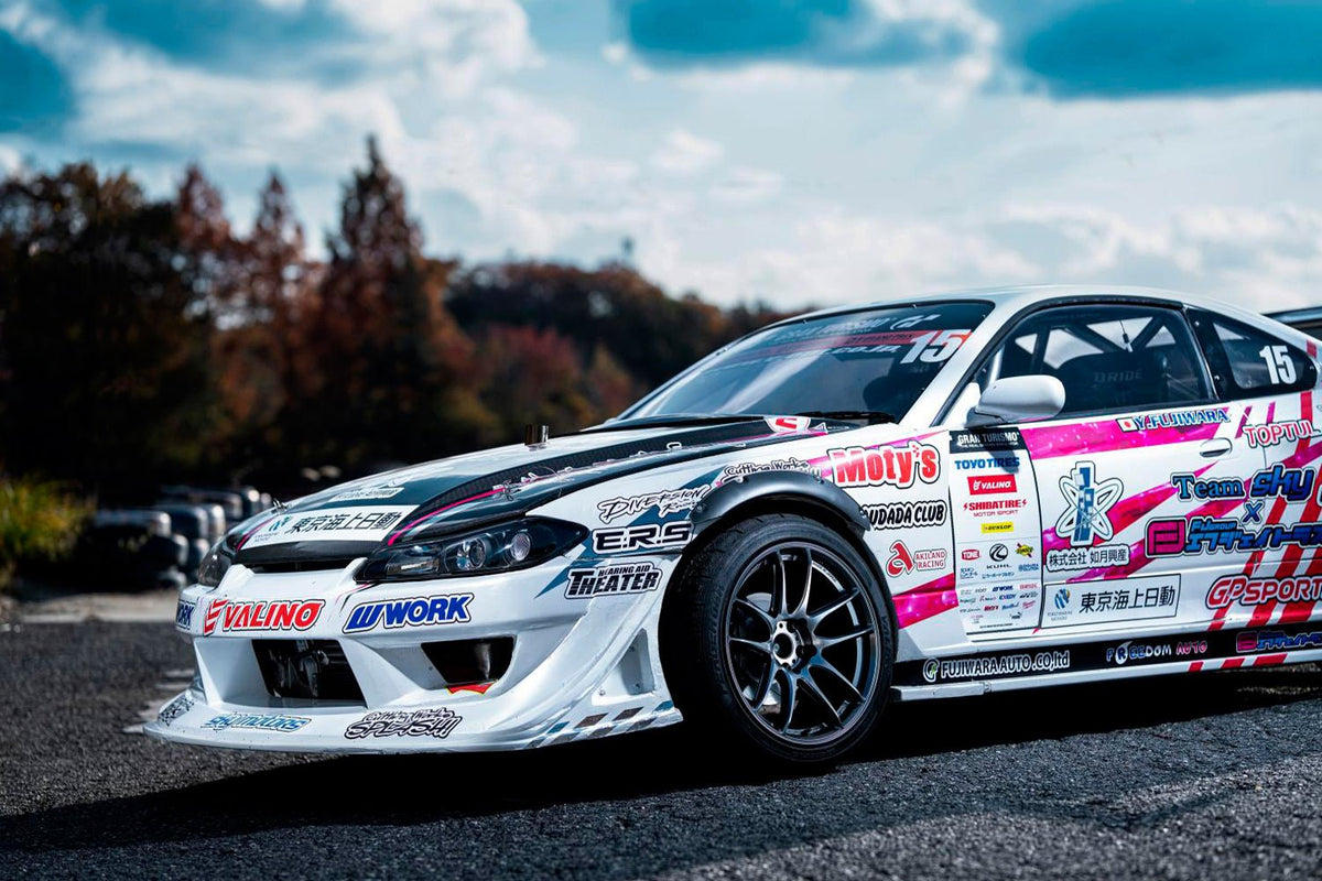 EMOTION CR Shigoku 8.5j 18インチ ノーマルリム グローガンメタ