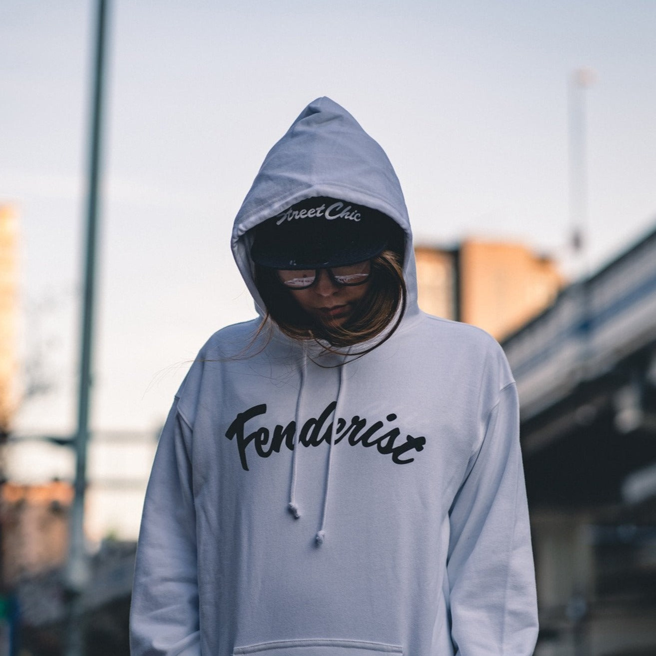 Curve Hoodie White - Fenderist