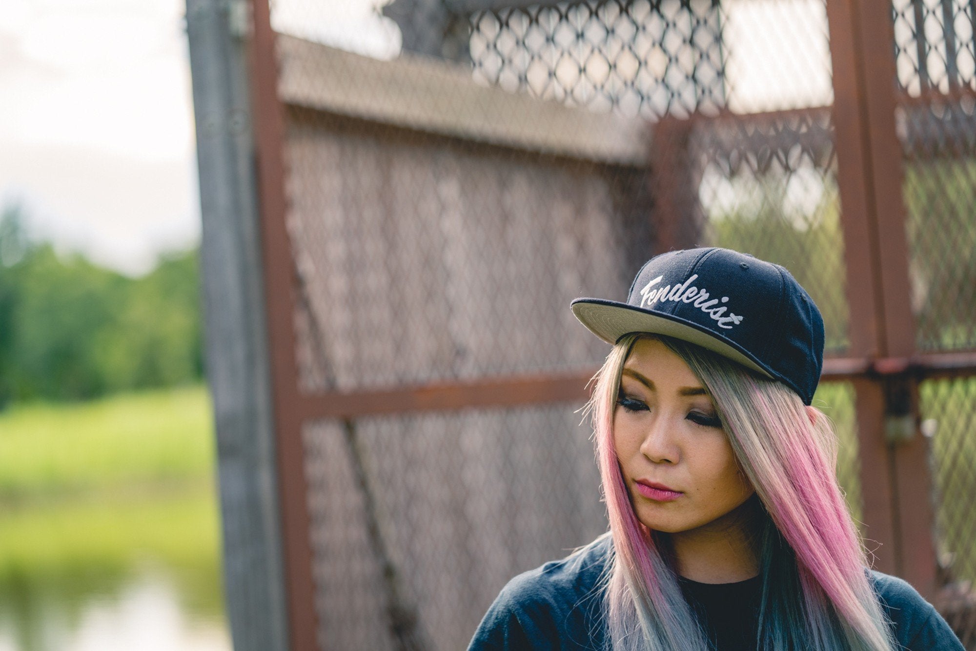 Flat visor cap Leaves Black - Fenderist