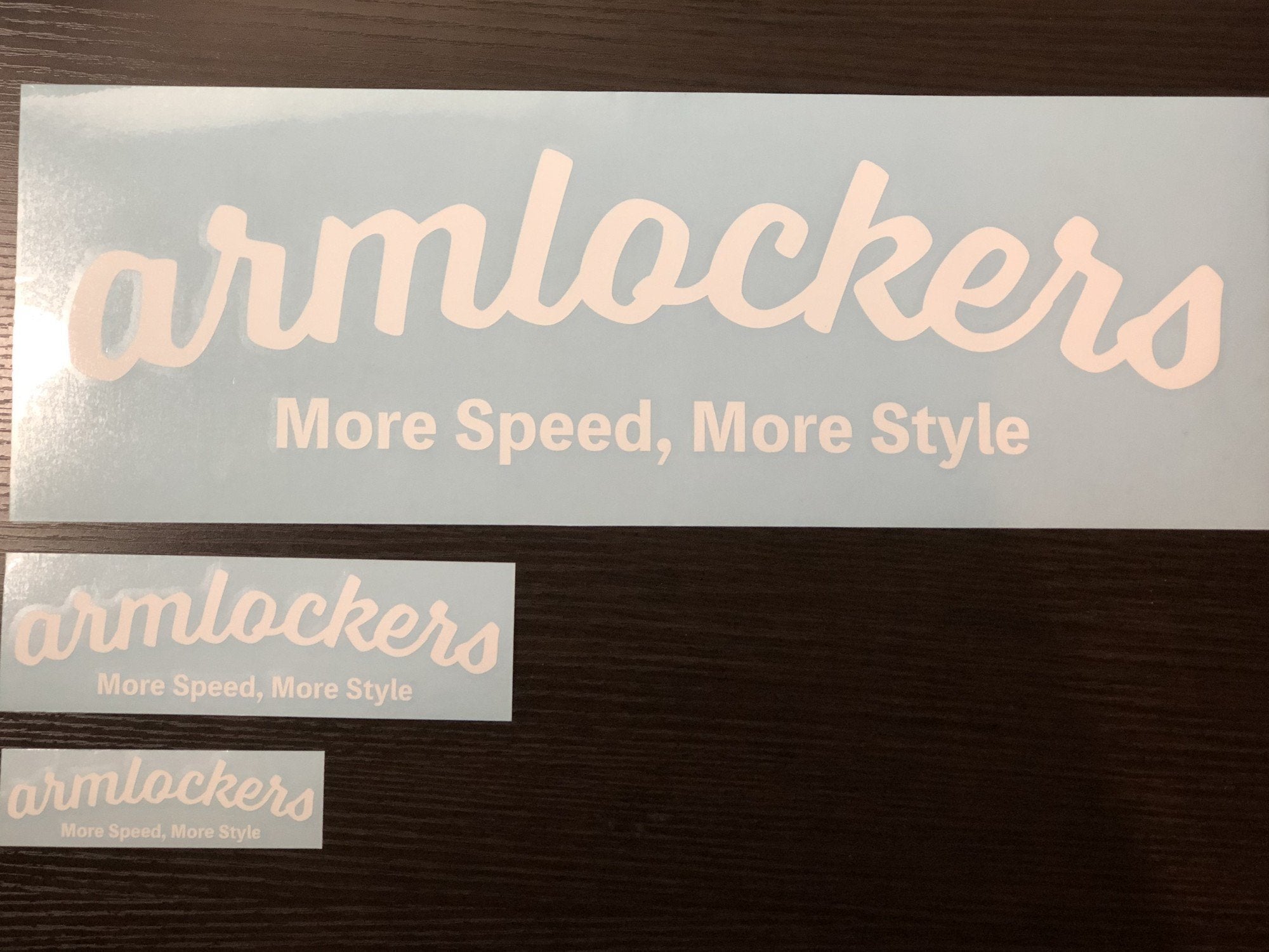 Decal curve / Second - Armlockers