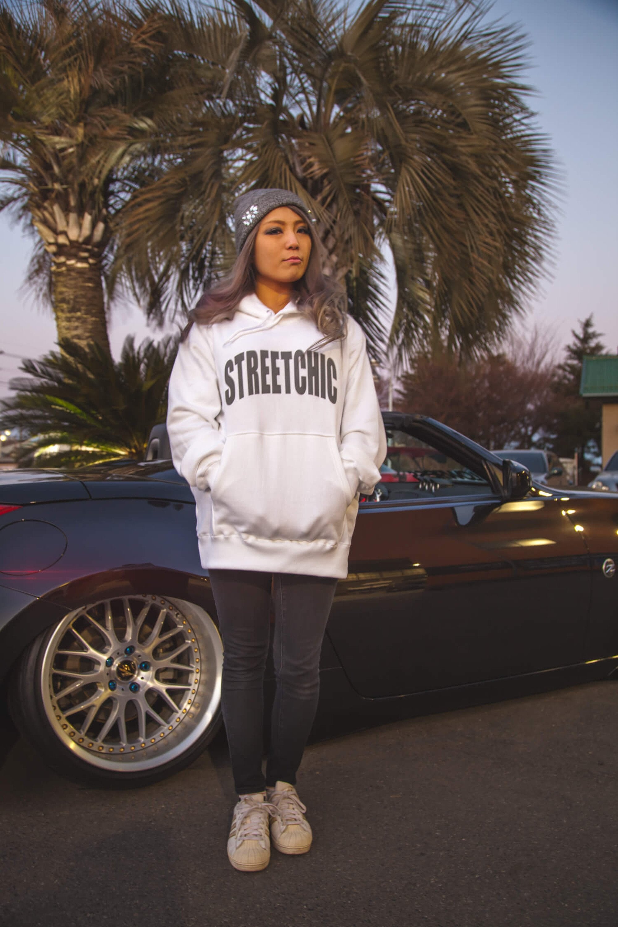Impress Hoodie White - StreetChic