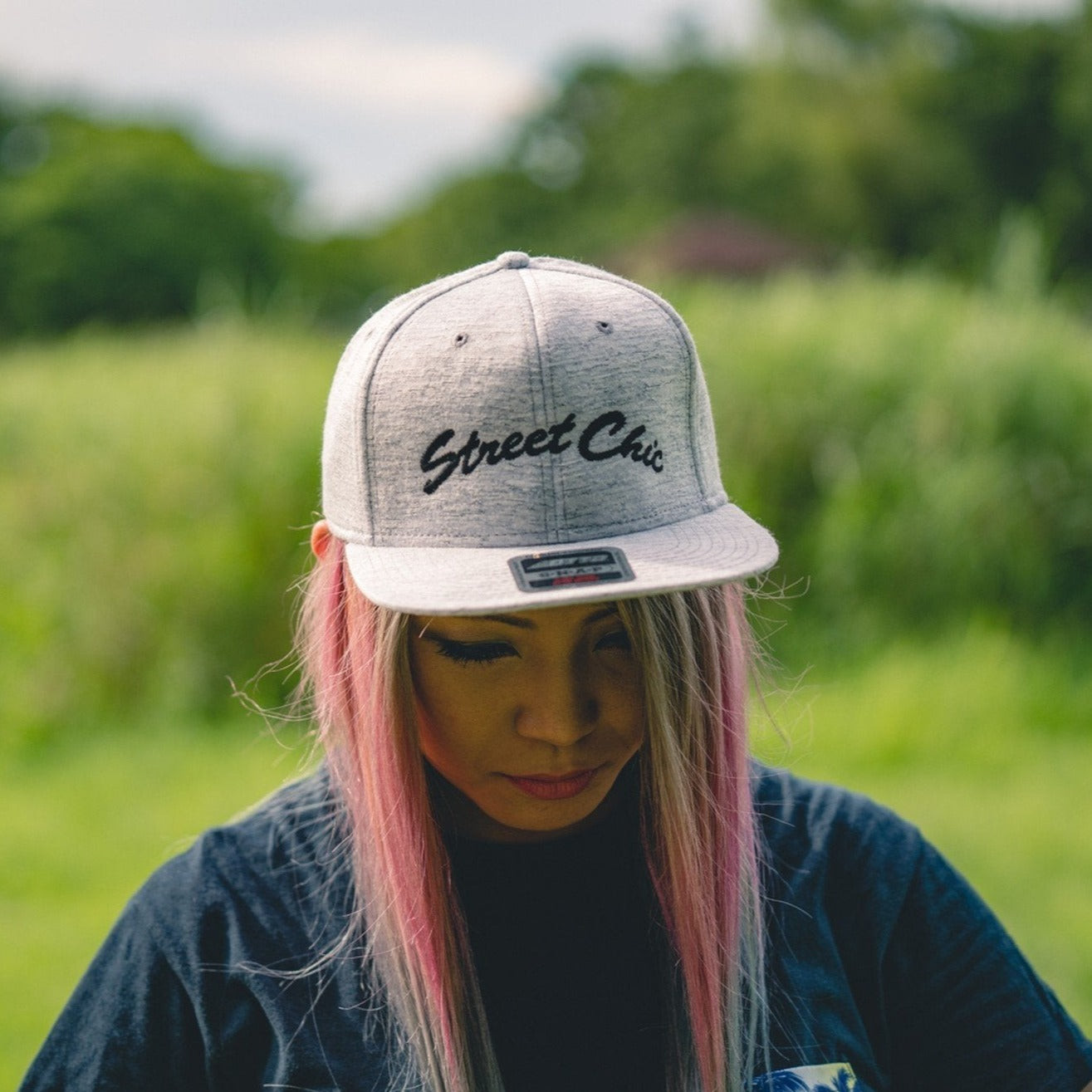 Flat visor cap / Cotton twill square Leaves Gray - StreetChic