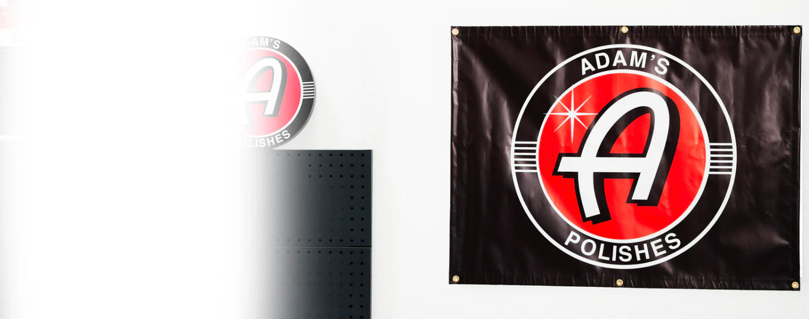 ガレージバナー | Adam's Garage Banner - Circle Logo | アダムスポリッシュ - アームロッカーズ