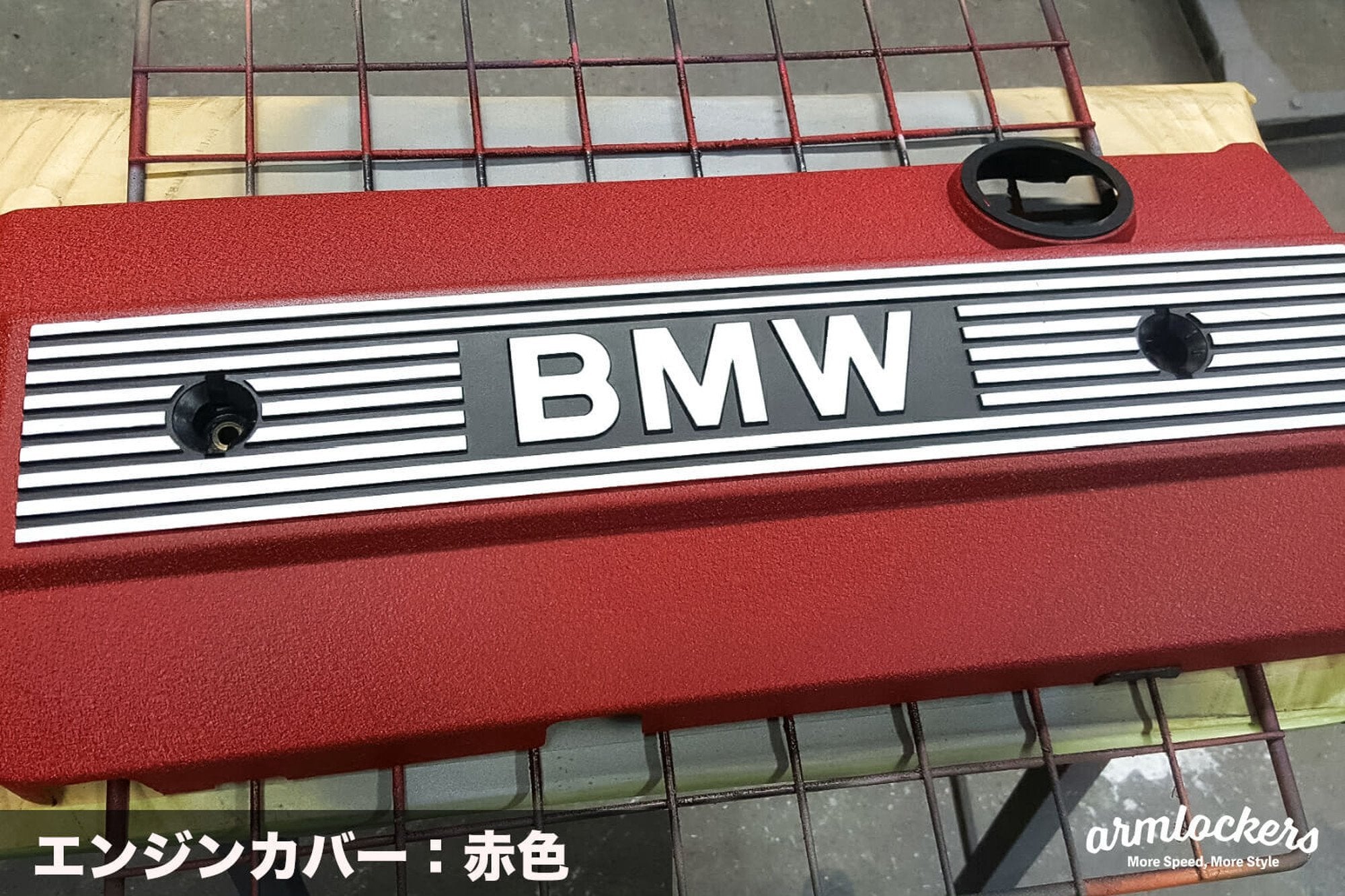 エンジンカバーの結晶塗装（～4気筒）