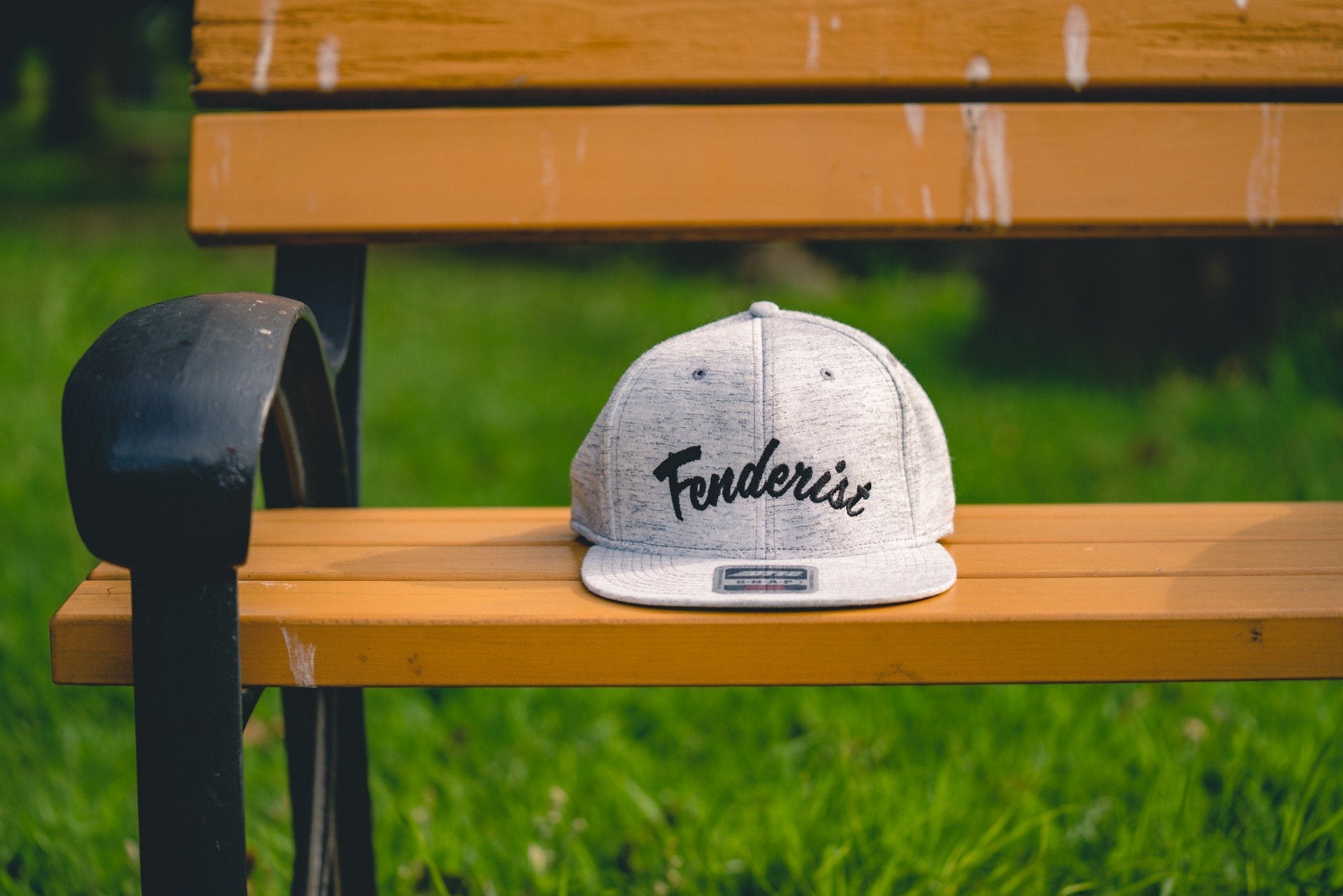 Flat visor cap / Cotton twill square Leaves Gray - Fenderist