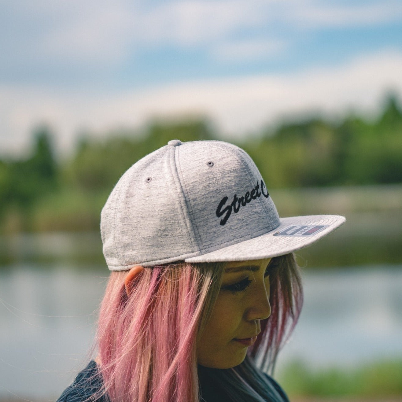 Flat visor cap / Cotton twill square Leaves Gray - StreetChic