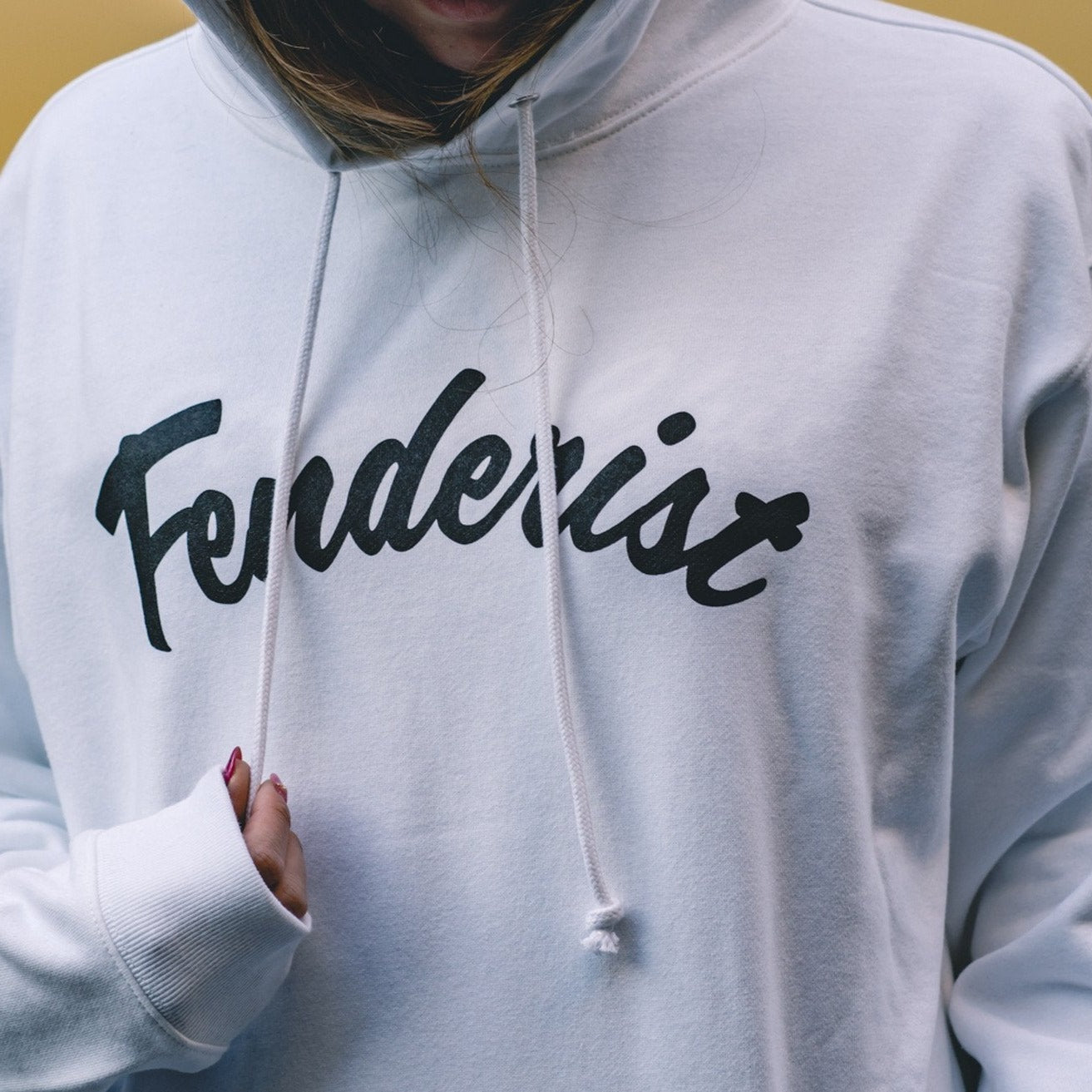 Curve Hoodie White - Fenderist