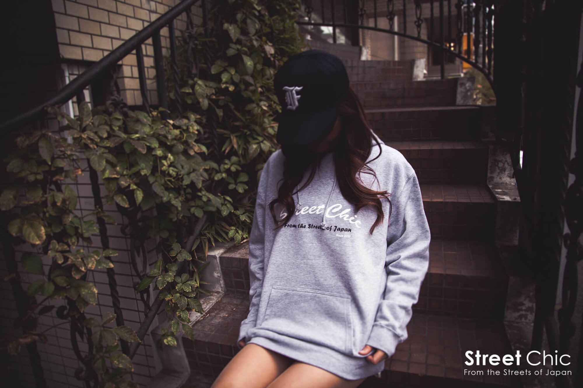 Crew Hoodie GRAY - StreetChice